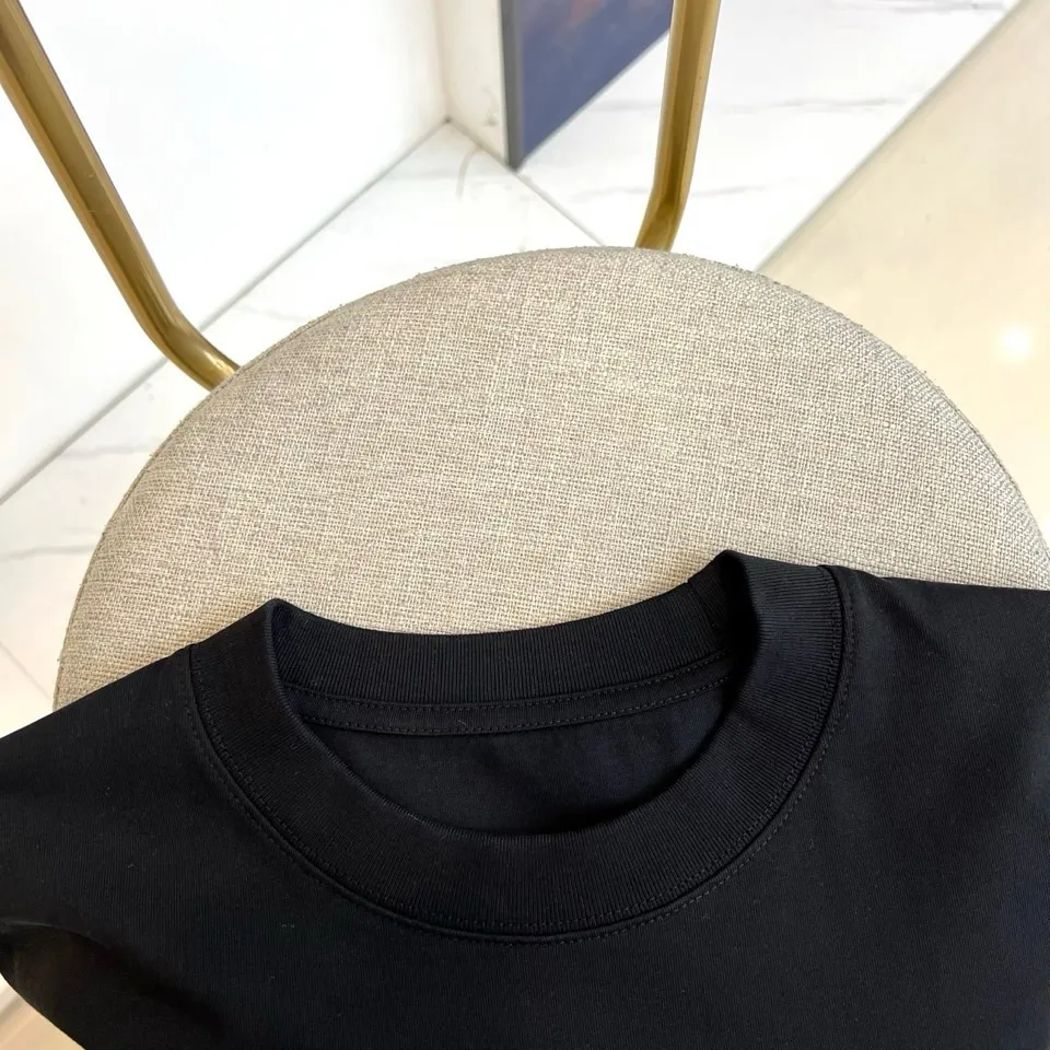 P85， 2026 Classic T ， ， ， ， ， 。 ， ， ， ， 。 ， ，Breathable ， 、 。 ， ， ， 。 T ， —— ， 。2026 ， ， 。S- XXL（ 173，140 M ）